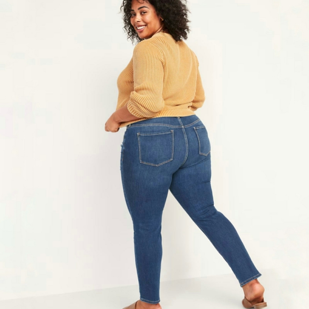 Old Navy Mid-Rise Power Slim Straight Jeans Size 18